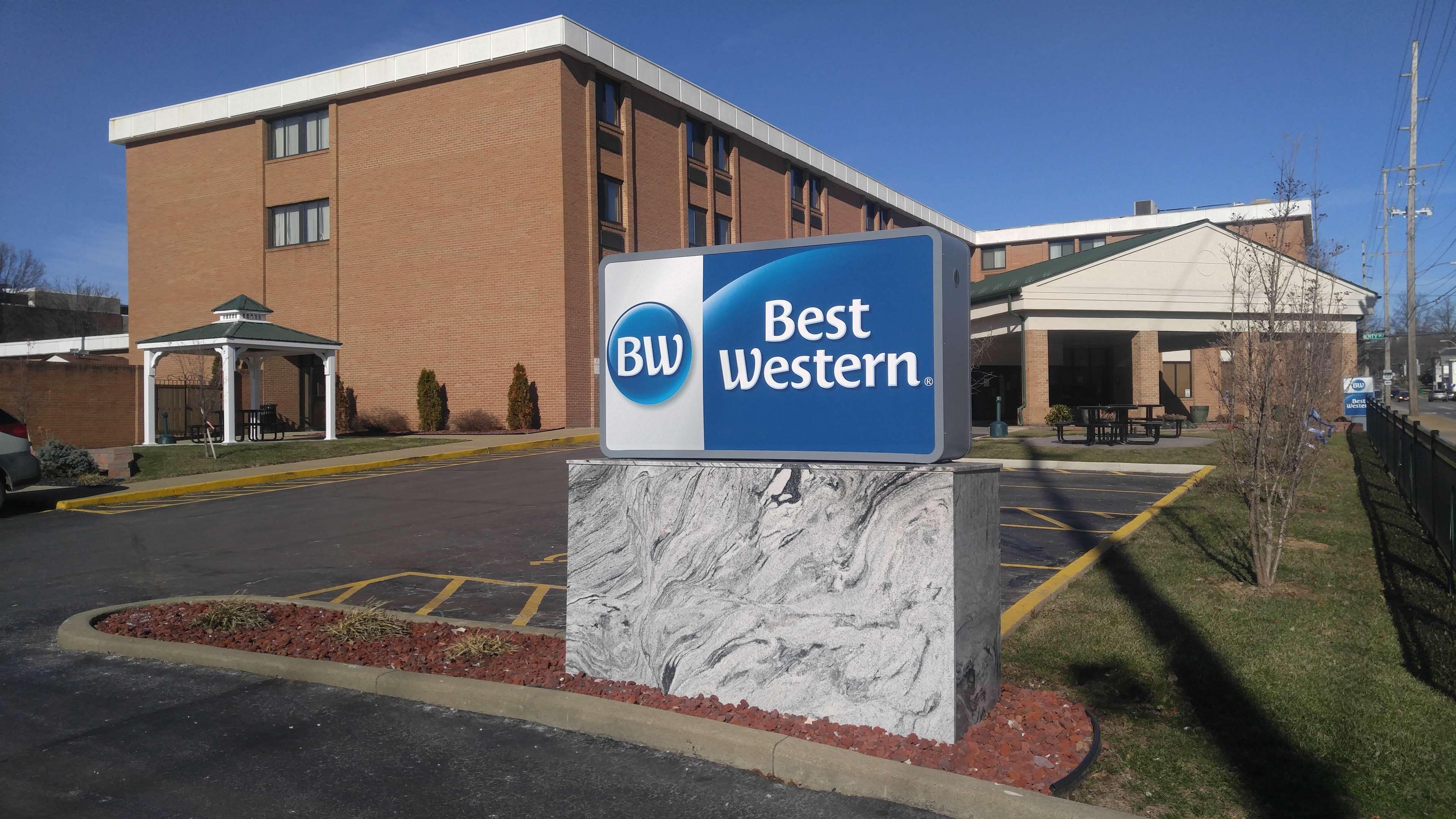 Best Western Plus Wooster Hotel & Conference Center Buitenkant foto